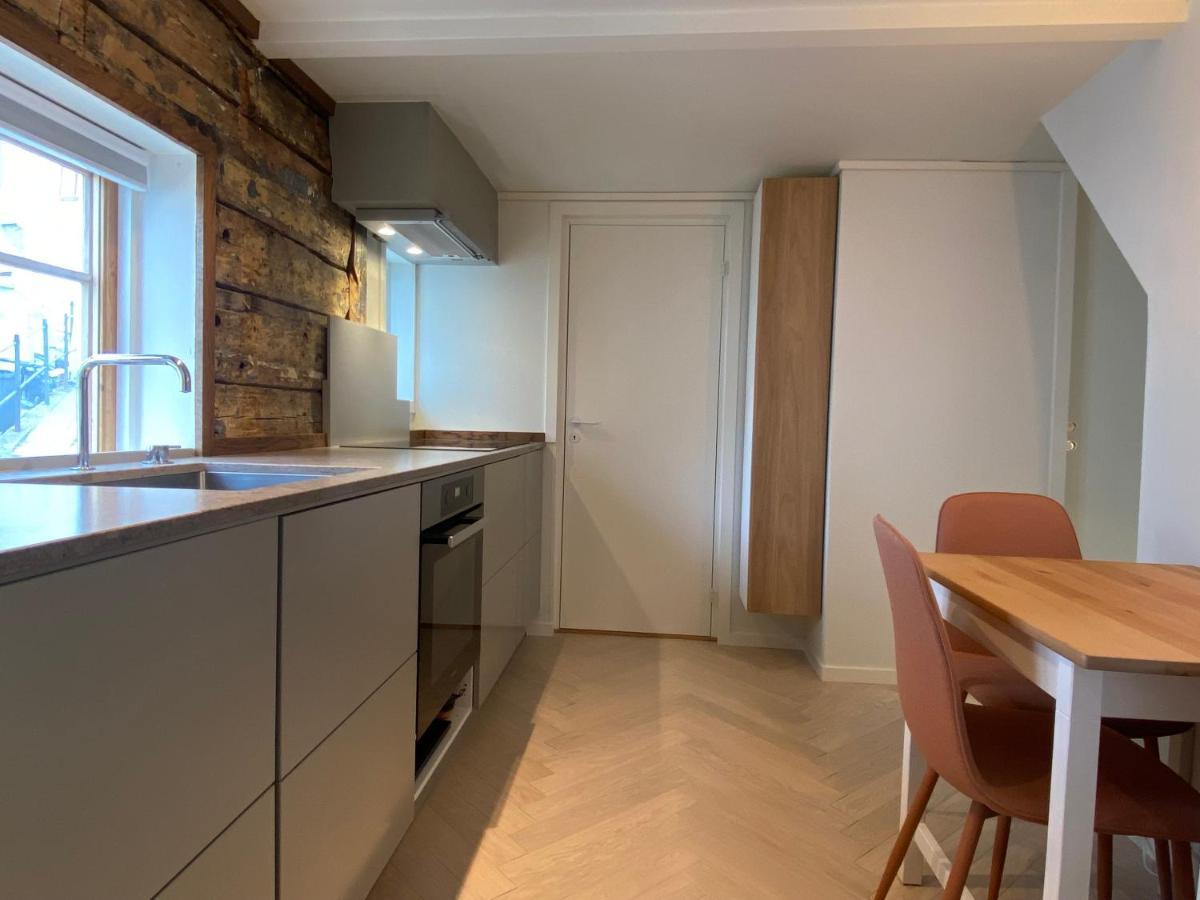 Entire Renovated Apartment From 1780 With Kitchen, Bath, Bedroom, And Living Room In Skuteviken 베르겐 외부 사진