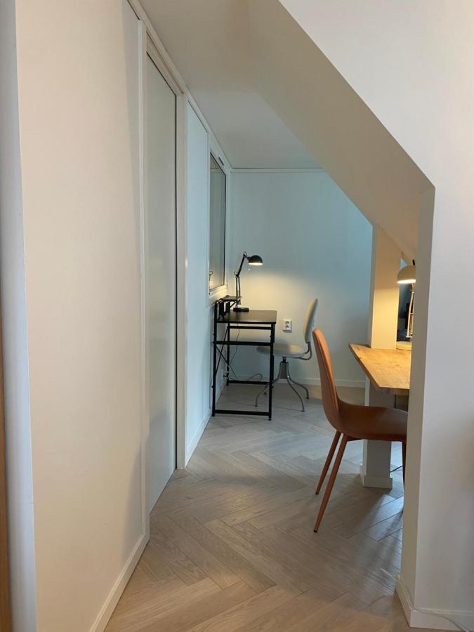 Entire Renovated Apartment From 1780 With Kitchen, Bath, Bedroom, And Living Room In Skuteviken 베르겐 외부 사진
