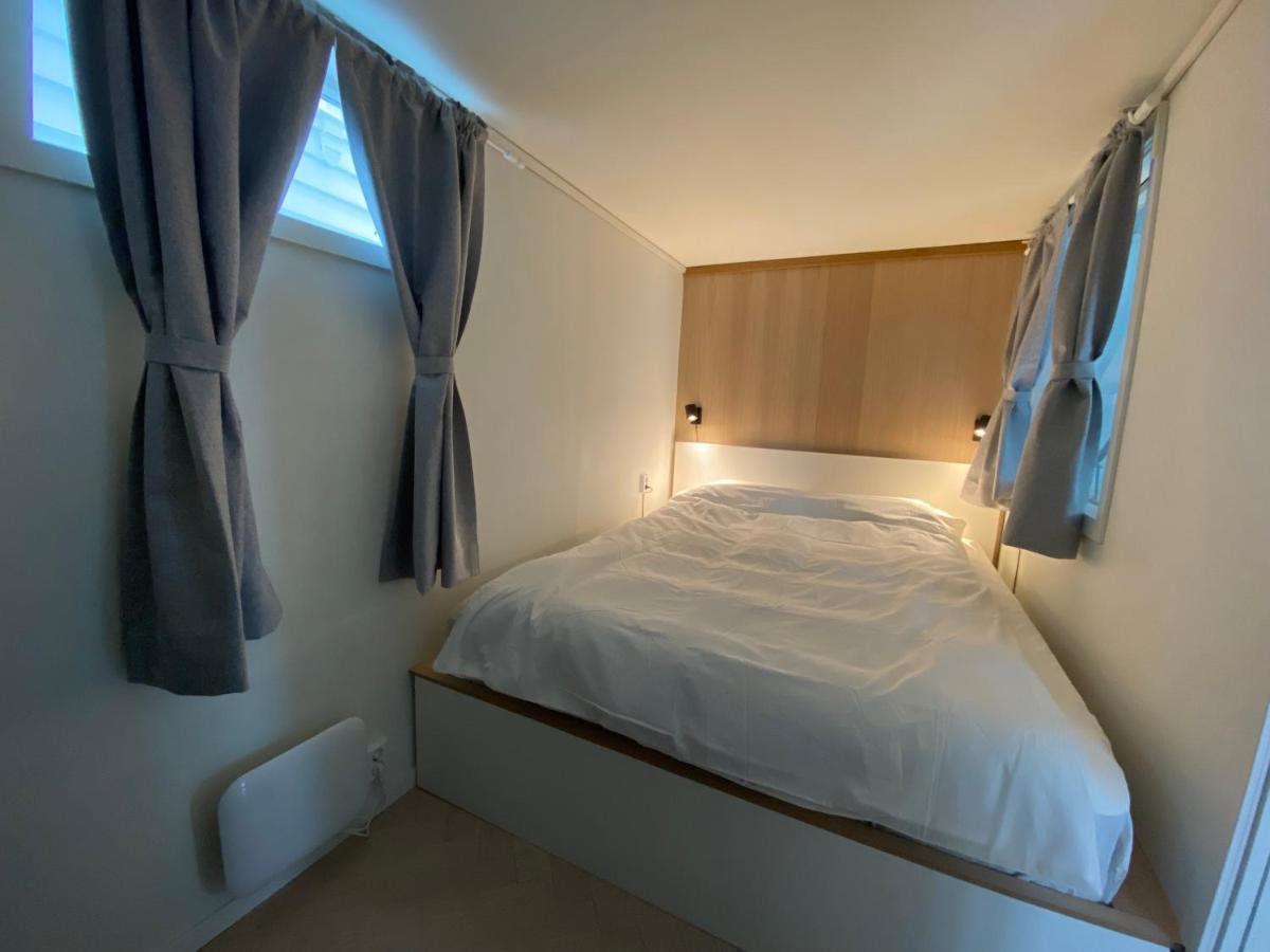 Entire Renovated Apartment From 1780 With Kitchen, Bath, Bedroom, And Living Room In Skuteviken 베르겐 외부 사진