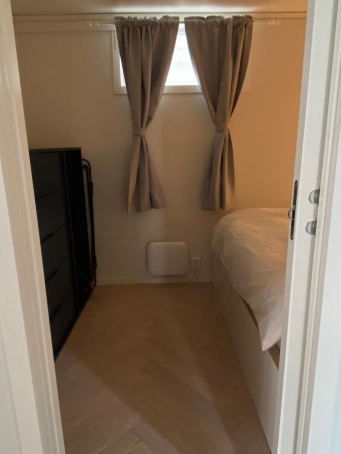 Entire Renovated Apartment From 1780 With Kitchen, Bath, Bedroom, And Living Room In Skuteviken 베르겐 외부 사진